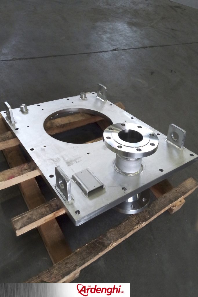 078 – oil tank plate