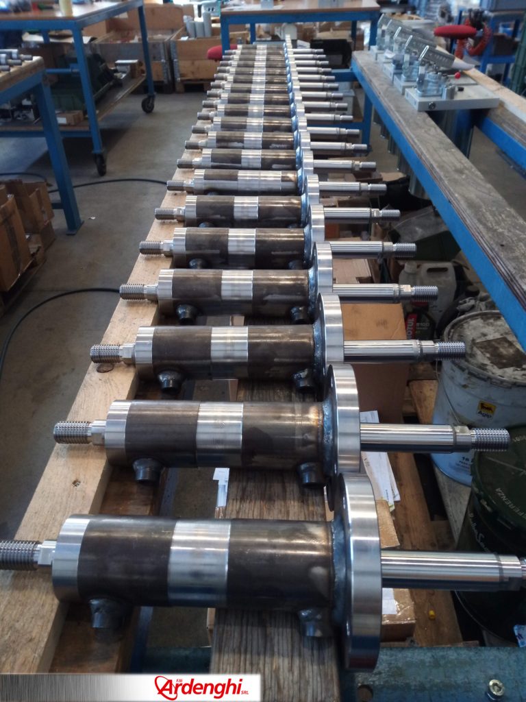 086 – complete cylinders